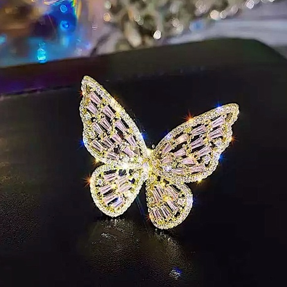 GOLD RESIZABLE BUTTERFLY ZIRCON RING - Picture 5 of 11